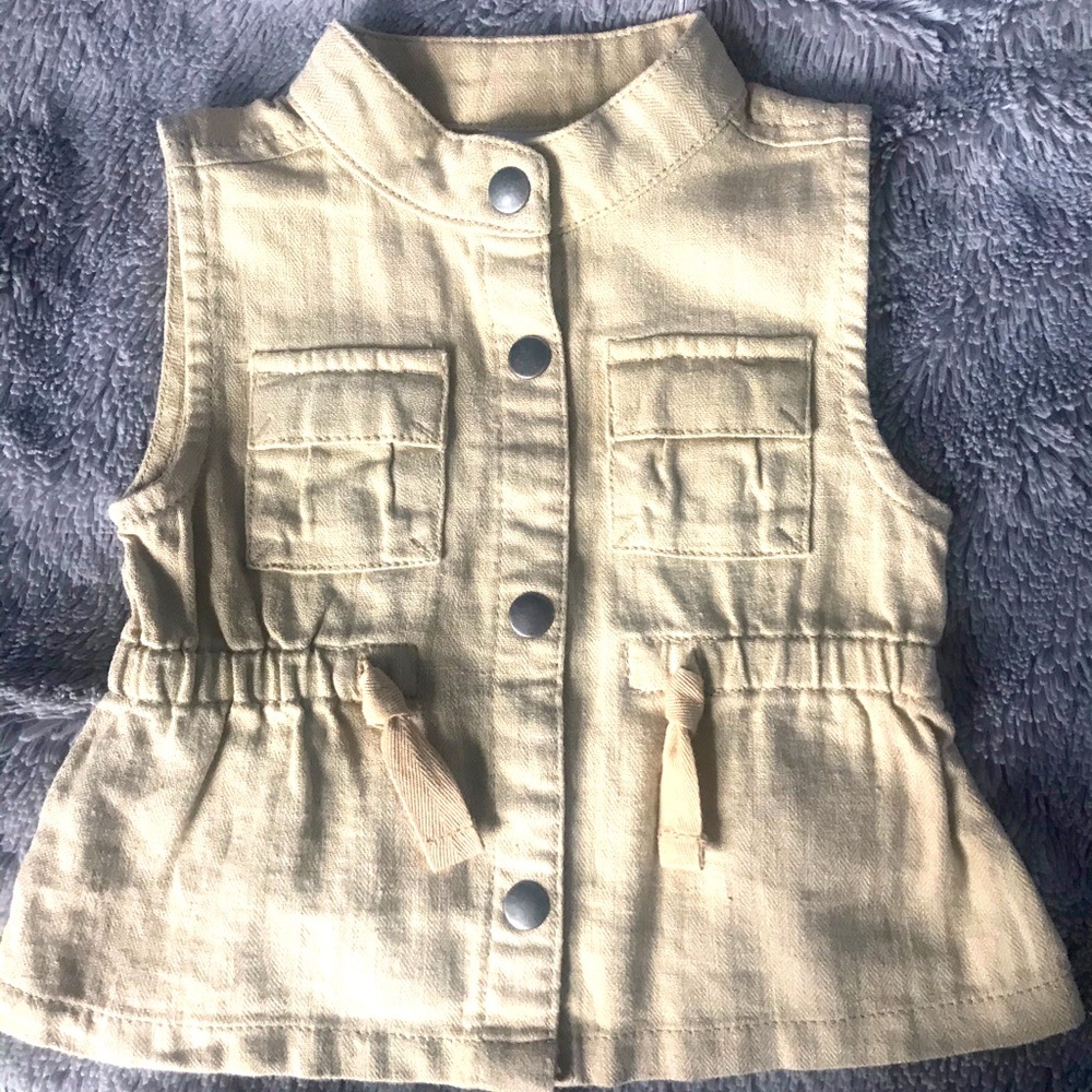 NWT Utility Vest for Infant